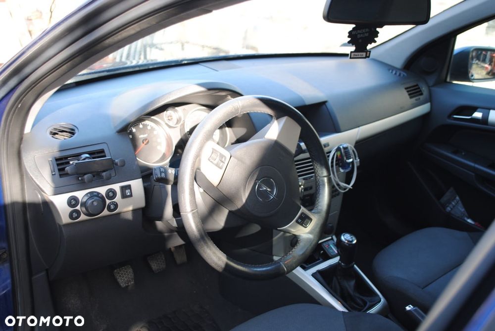 Opel Astra 1.6 Cosmo - 7