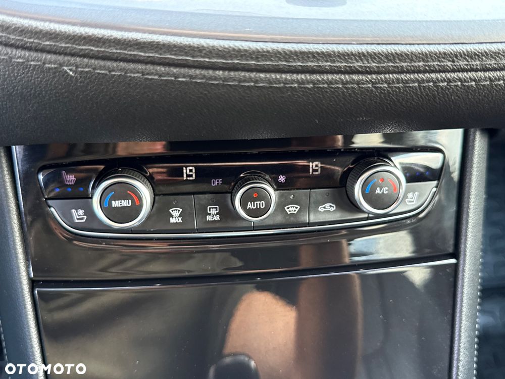 Opel Grandland X 1.6 D Start/Stop Business INNOVATION - 17