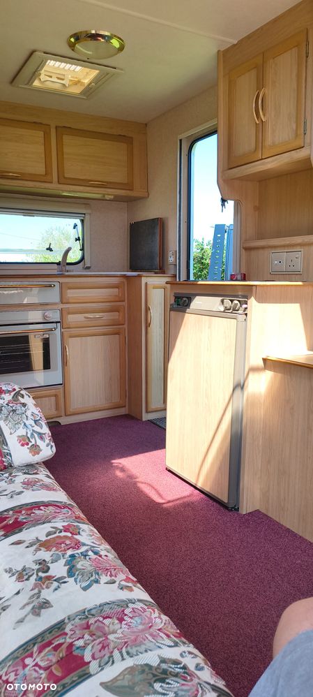 SWIFT Abbey DMC 900 kg  2-3 Osobowa - 34