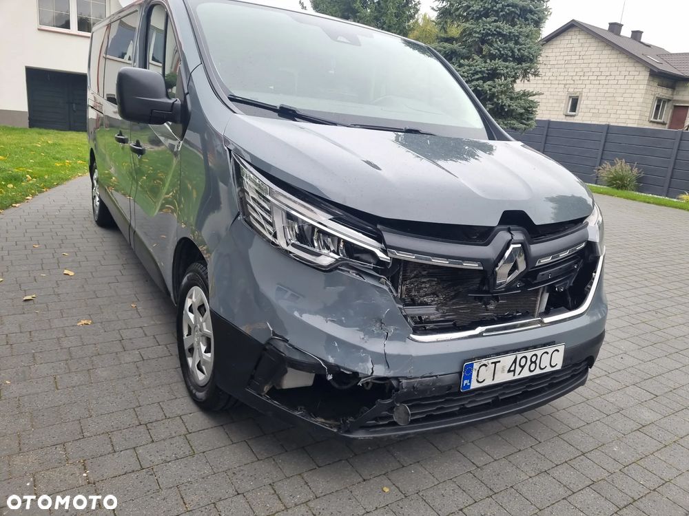 Renault Trafic - 13