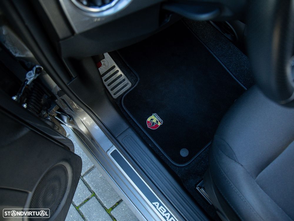 Abarth 595C 1.4 T-Jet 595 - 25