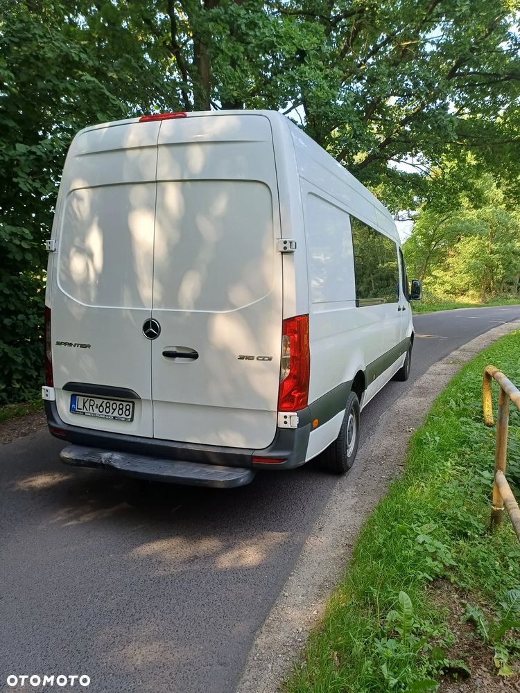 Mercedes-Benz Sprinter - 30