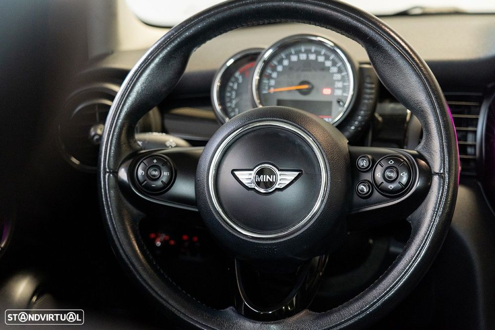 MINI 5 Portas Cooper D Seven - 25