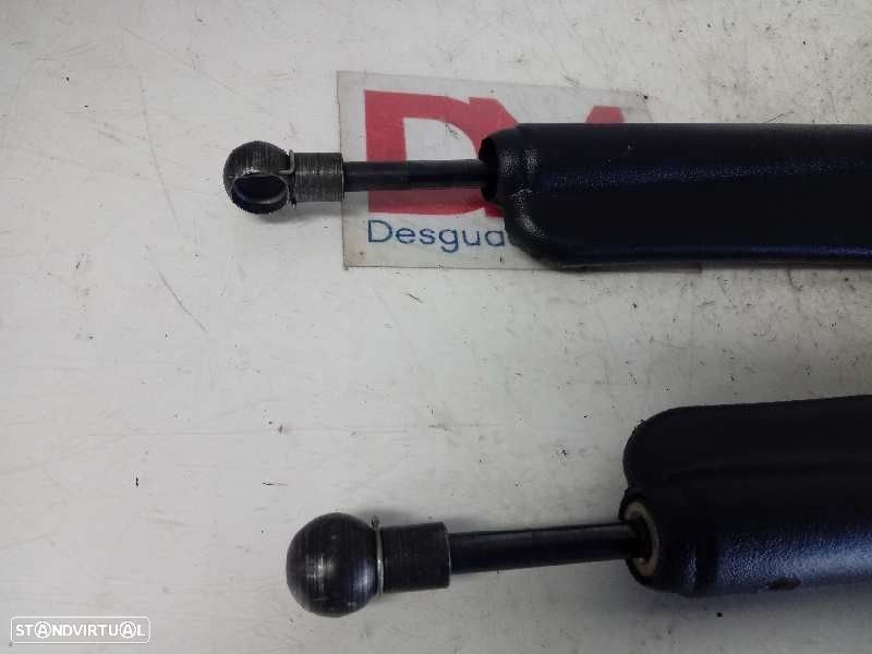 AMORTECEDOR CAPOTA AUDI A4 DESCAPOTAVEL 2003 - - 3