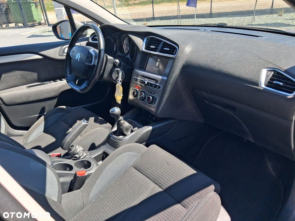 Citroën C4 PureTech 130 Stop&Start SHINE - 13