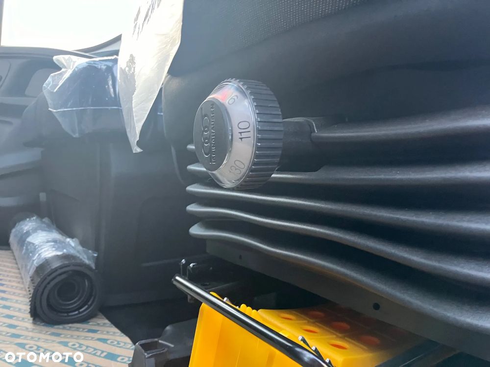 Iveco 3.0 Daily 35C18 kontener winda 750kg - 20