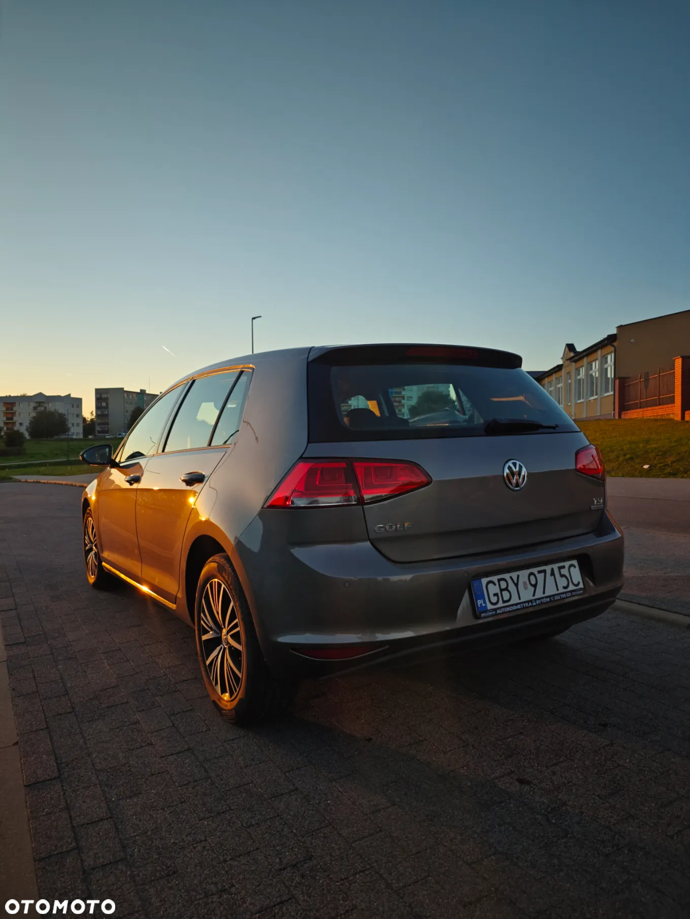 Volkswagen Golf - 4