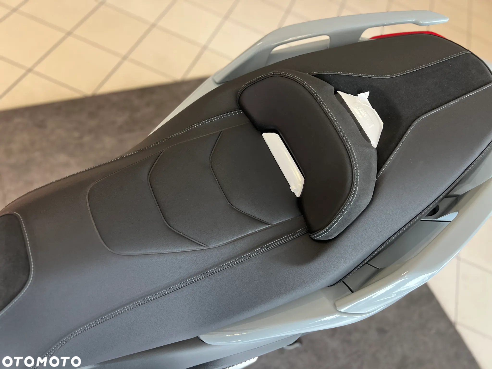 Yamaha X-max - 26