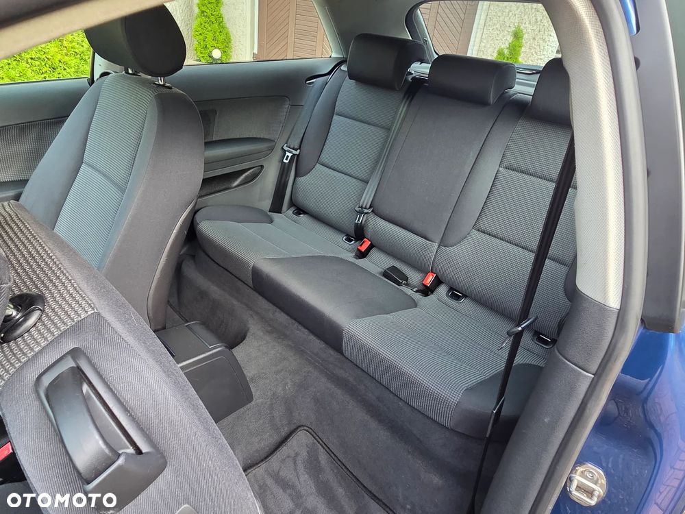 Audi A3 3-drzwiowe 1.6 Attraction - 36