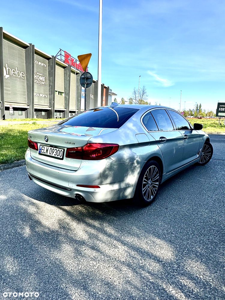 BMW Seria 5 530i xDrive Sport Line sport - 4