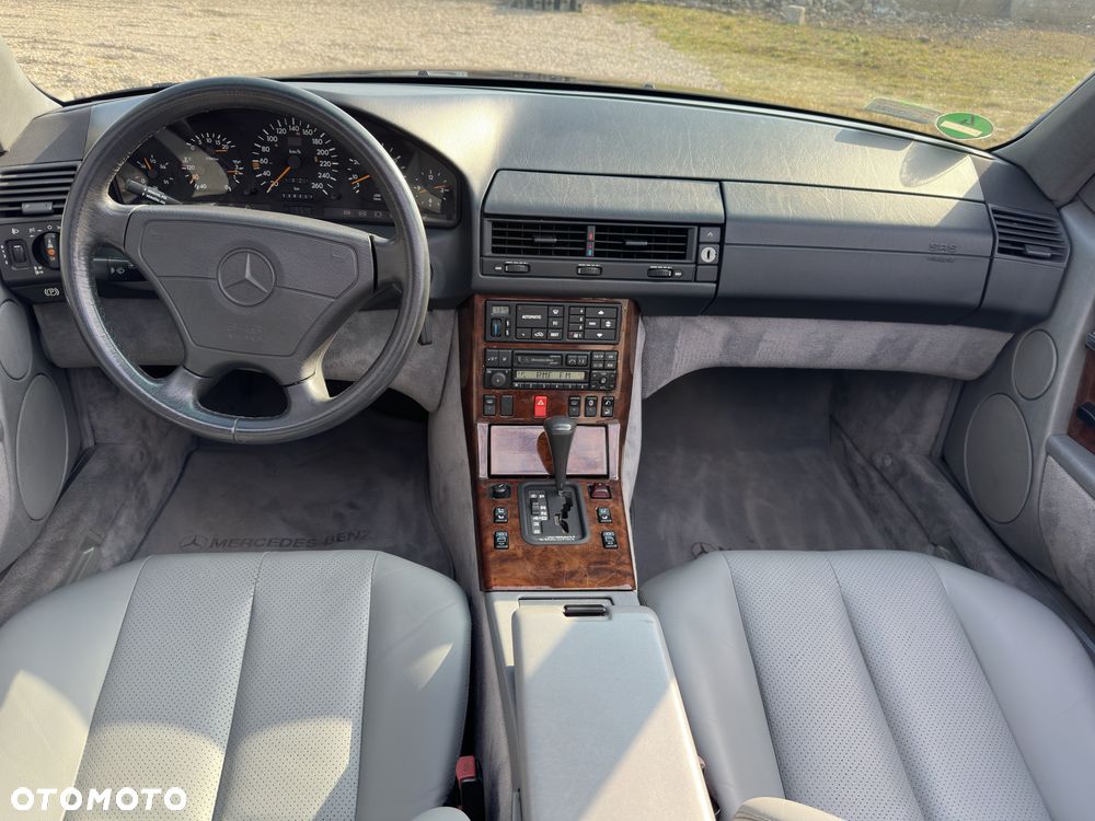 Mercedes-Benz SL 320 - 10