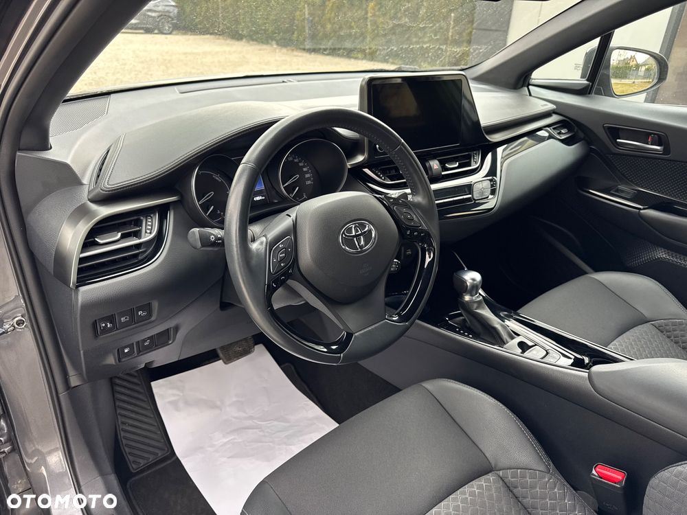 Toyota C-HR 2.0 Hybrid Style - 18