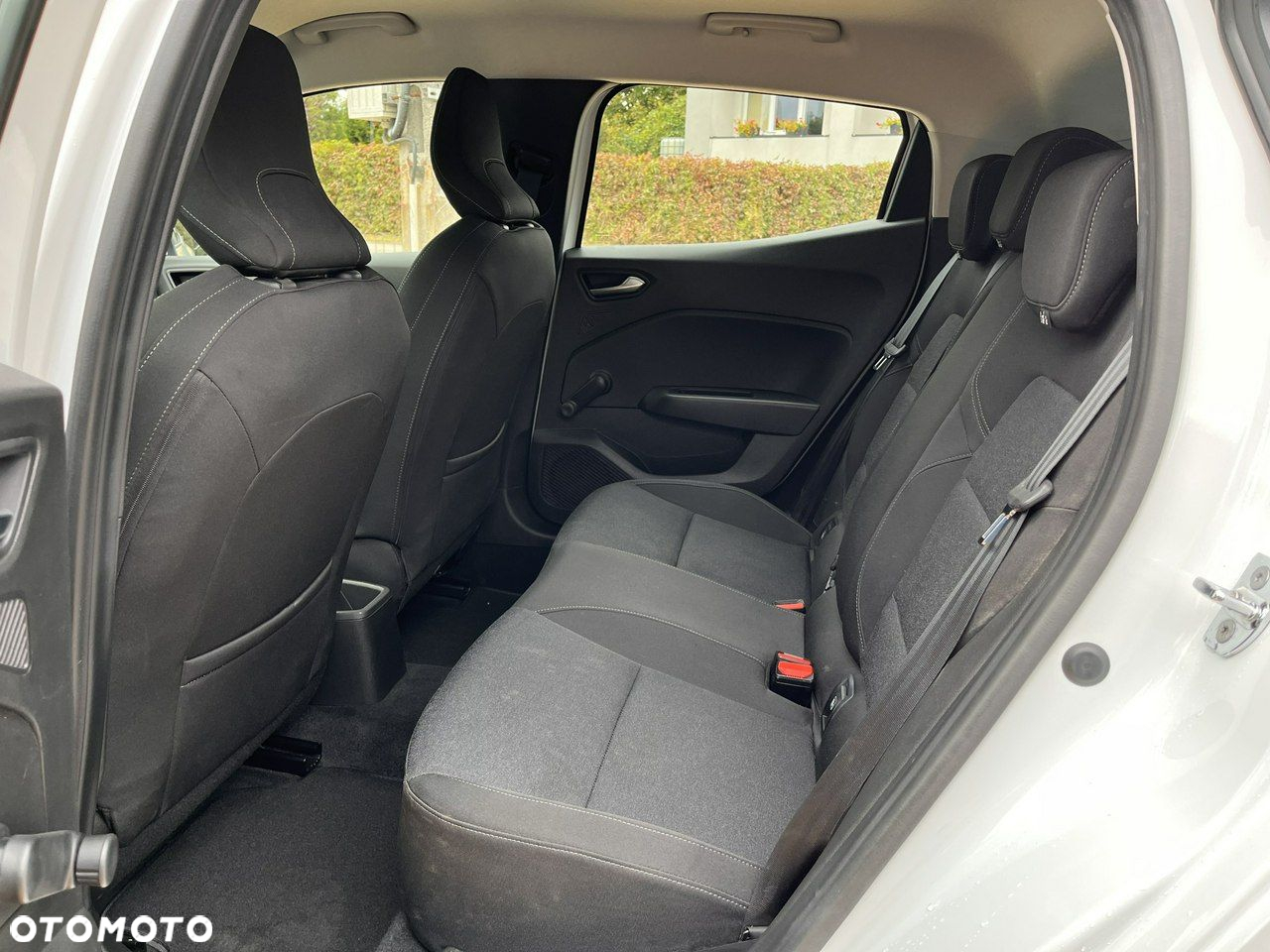 Renault Clio - 23