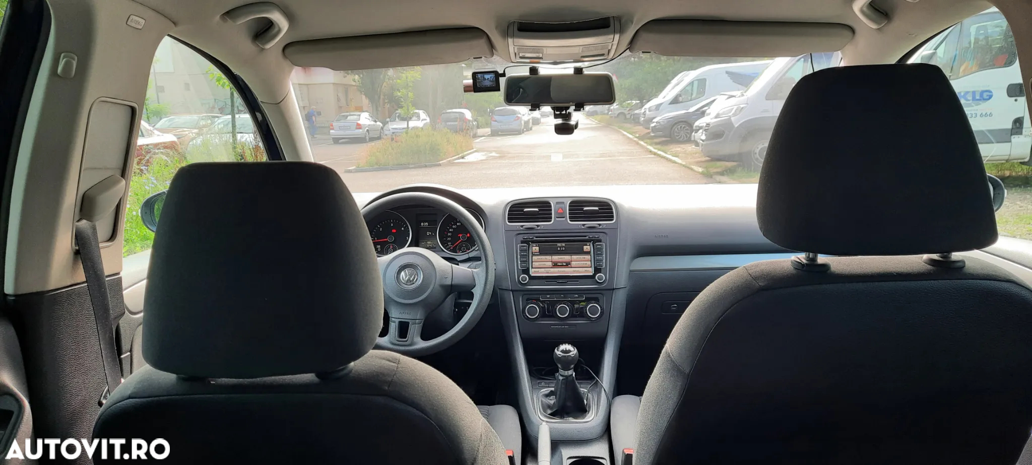Volkswagen Golf - 5