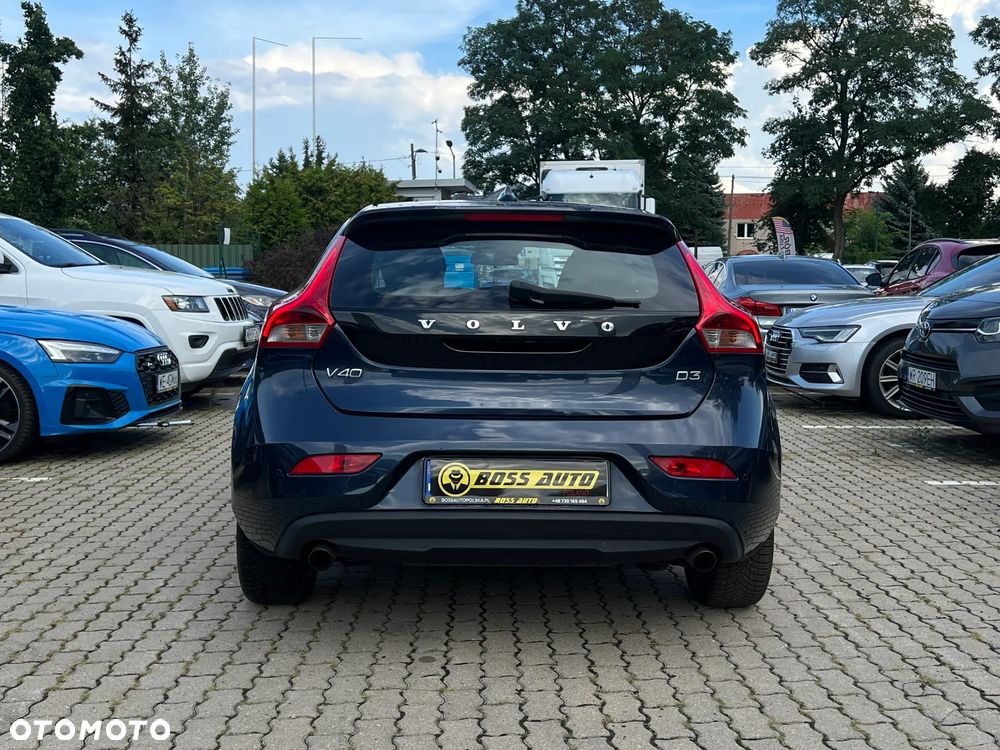 Volvo V40 - 8