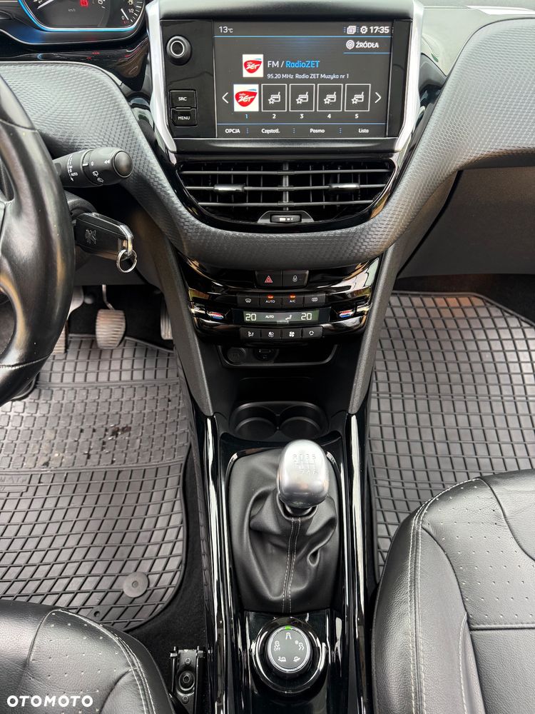 Peugeot 2008 BlueHDi FAP 120 STOP & START Allure - 25