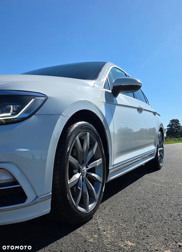 Volkswagen Passat 2.0 TDI SCR DSG Highline - 18