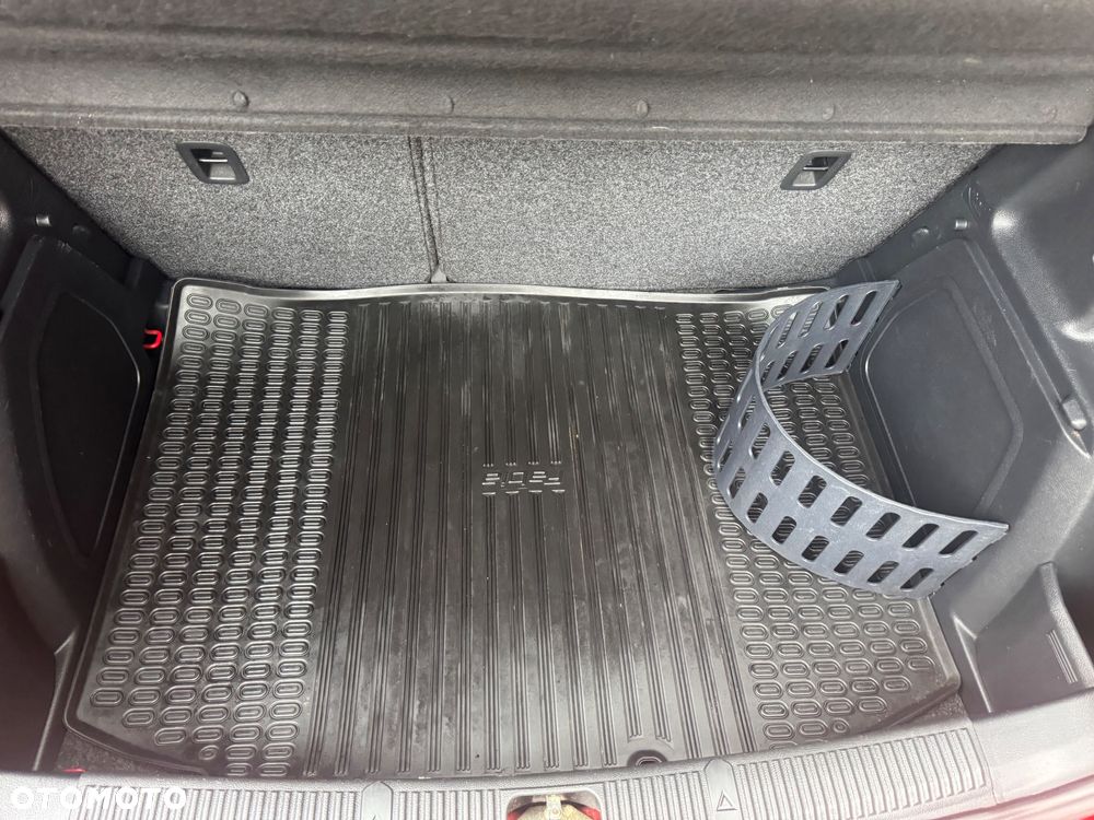 Skoda Fabia 1.4 16V Active Plus - 19