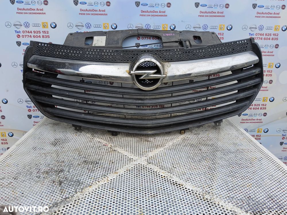 Grila bara fata Opel Vivaro 2014-2020 grila faruri fata cu emblema Opel Vivaro - 1