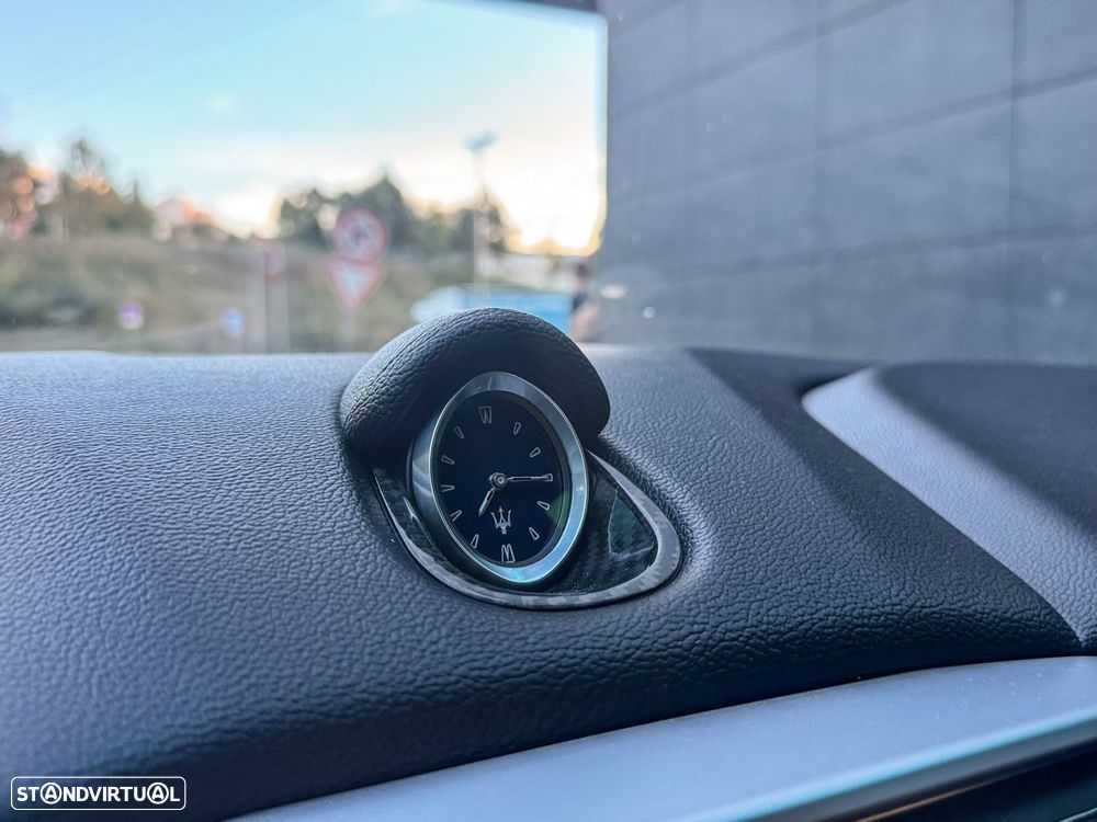 Maserati Ghibli Diesel GranSport - 36