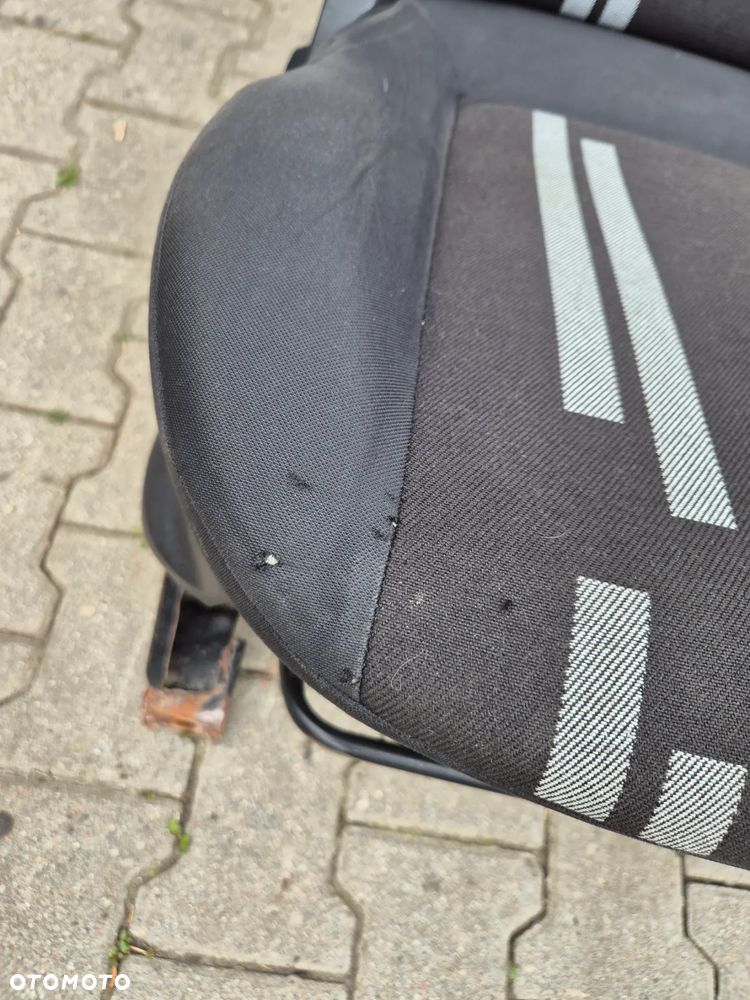 FOTEL PASAŻERA PRAWY FIORINO IV NEMO BIPPER 08r.+ - 4