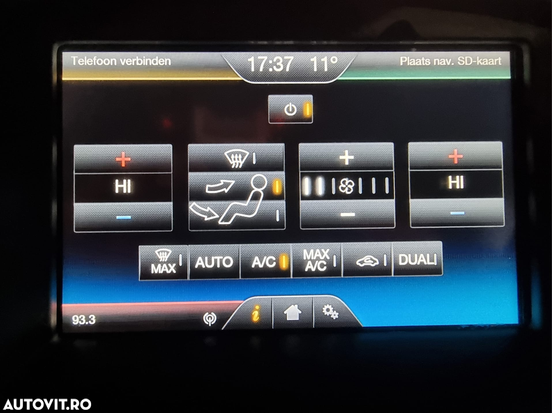 Ford Focus 1.5 EcoBlue Start-Stopp-System Aut. TITANIUM - 6