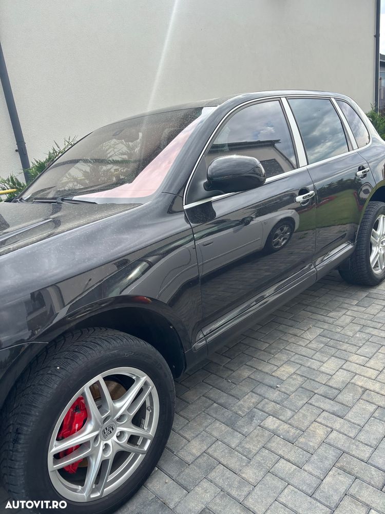 Porsche Cayenne Turbo Aut - 3