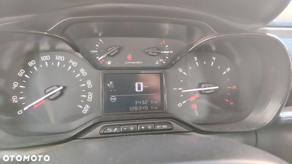 Citroën C3 Pure Tech 82 SHINE - 19