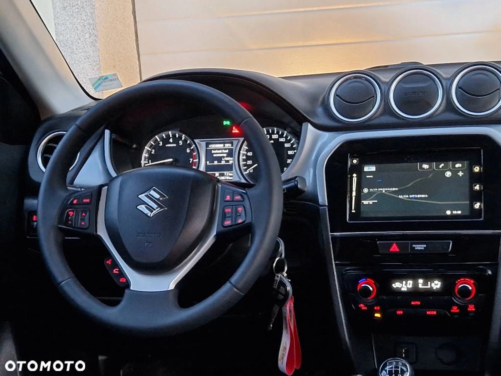 Suzuki Vitara 1.6 (4x4) Allgrip Comfort+ - 27