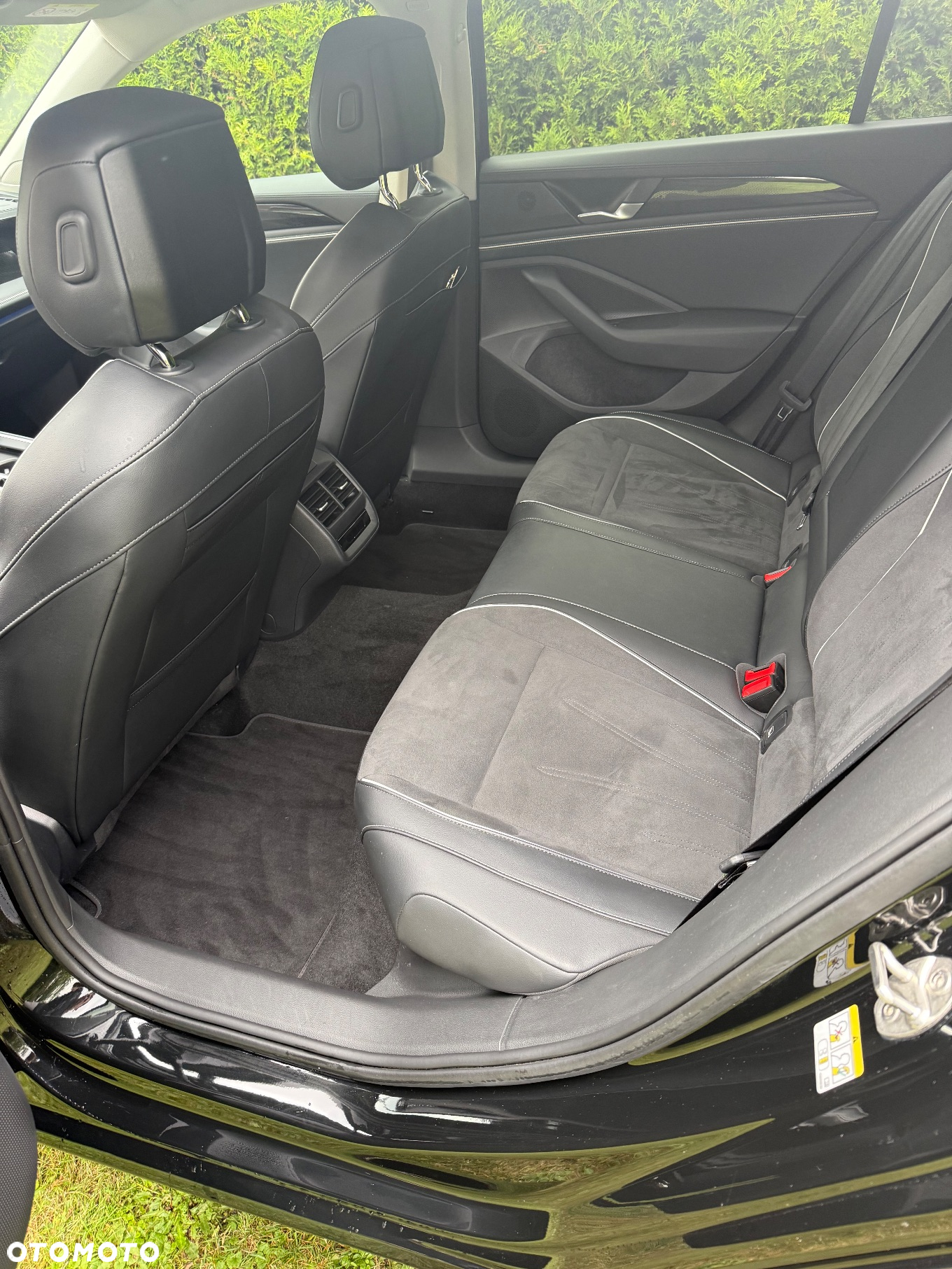 Volkswagen Passat 2.0 TDI EVO Elegance DSG - 10