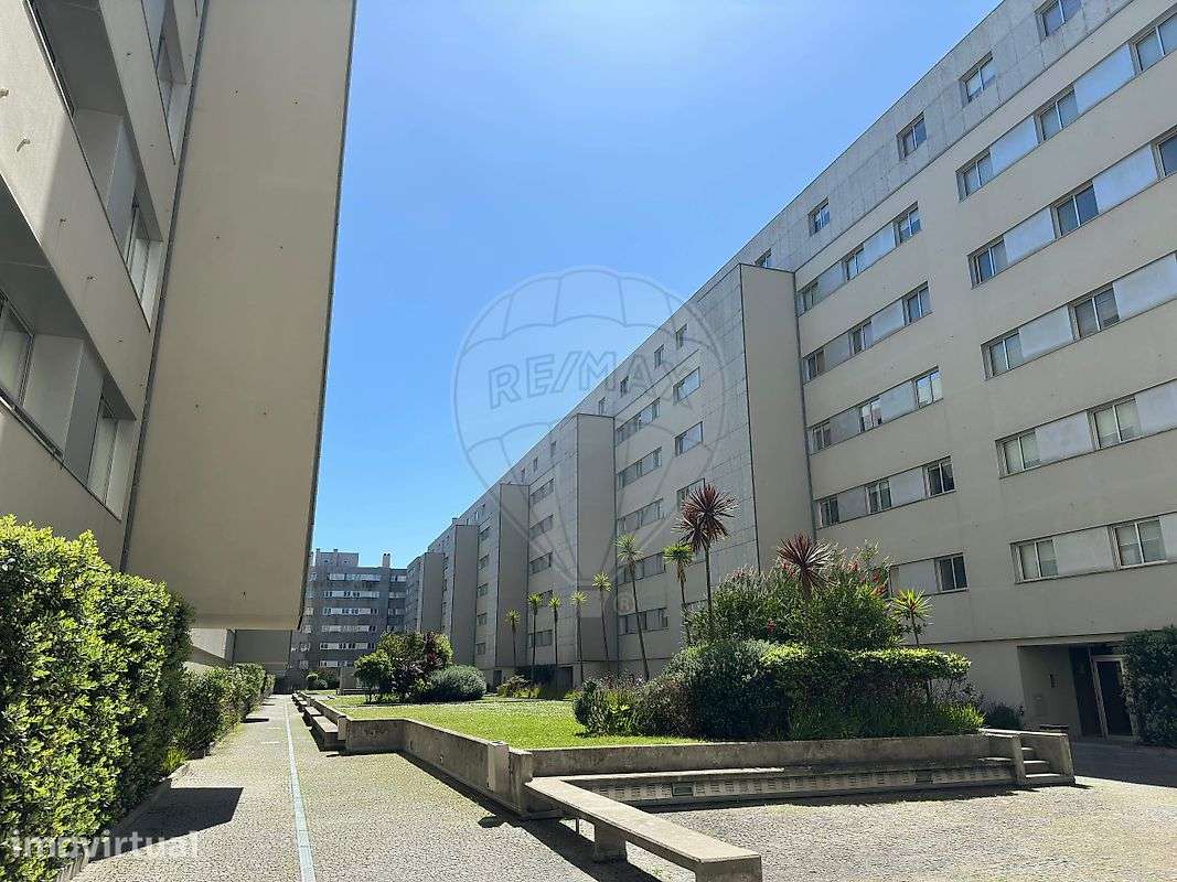 Apartamento T2 para arrendamento - Grande imagem: 2/28