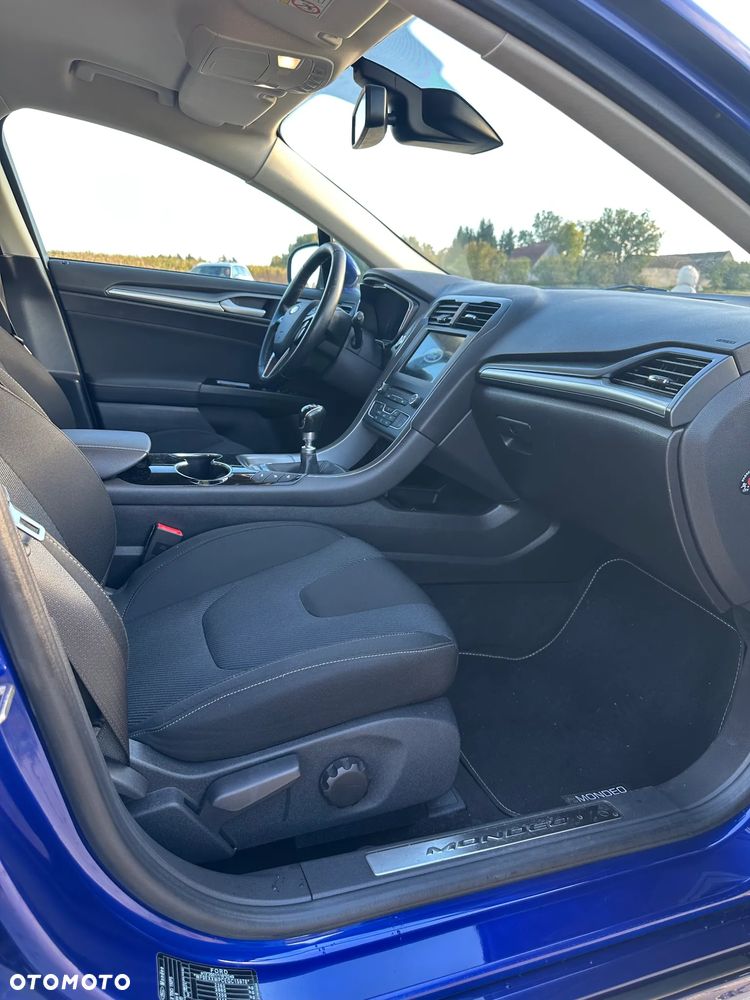 Ford Mondeo - 21