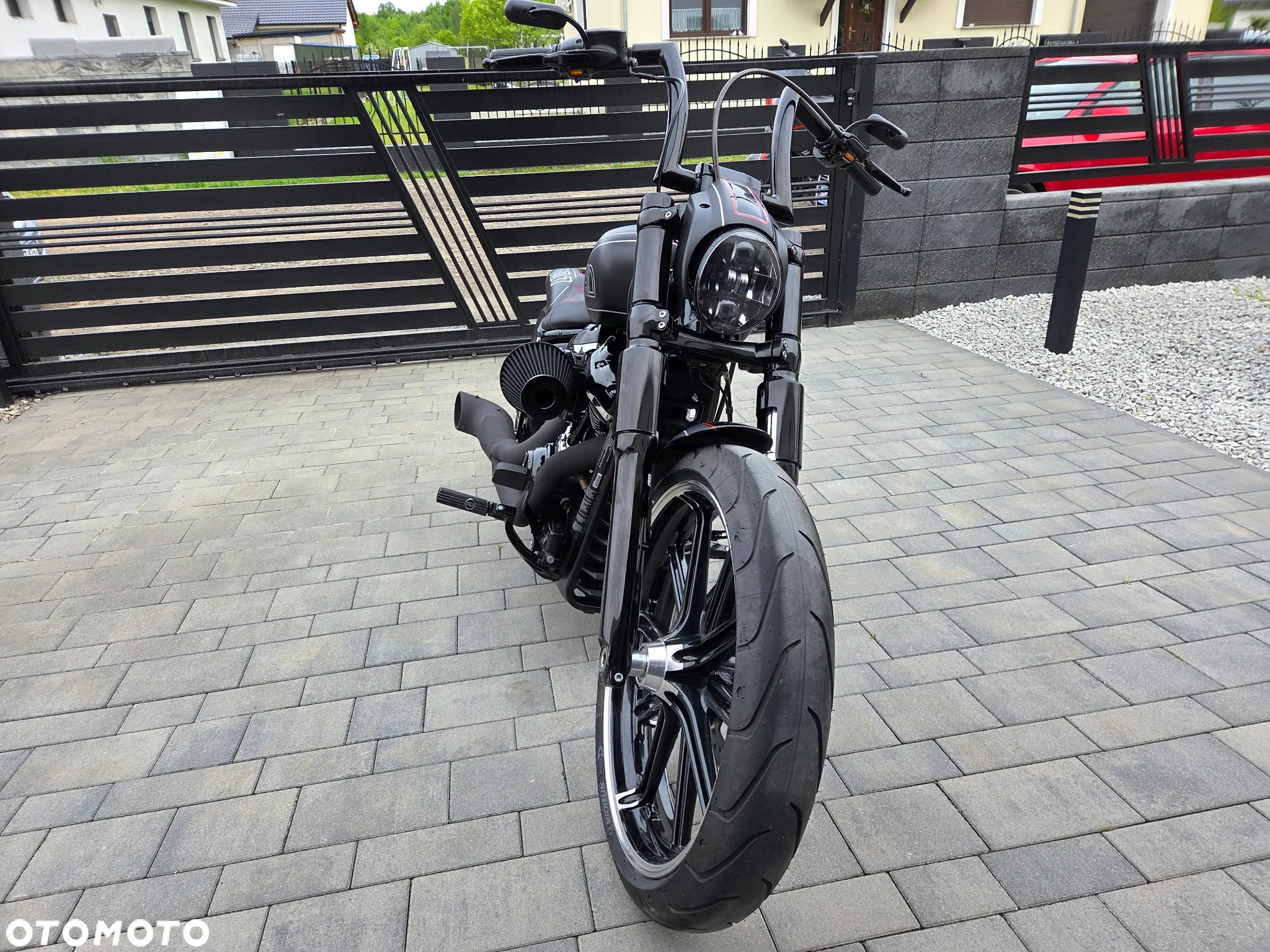 Harley-Davidson FXSB Breakout - 3
