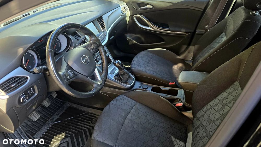 Opel Astra 1.4 Turbo Active - 10