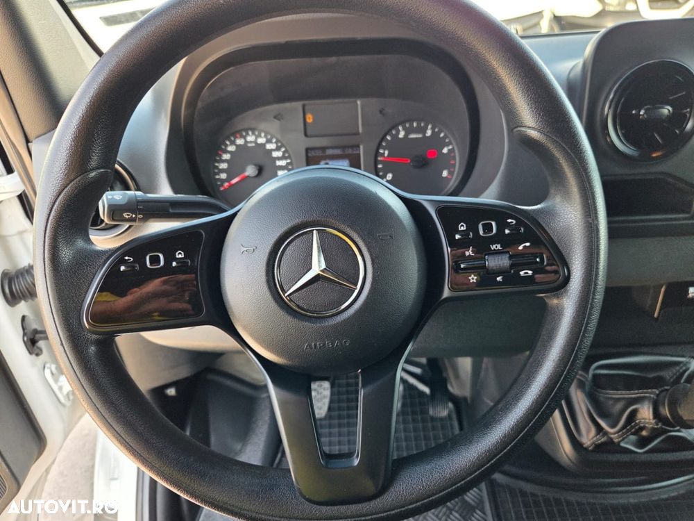 Mercedes-Benz New Sprinter L3H2 - 27