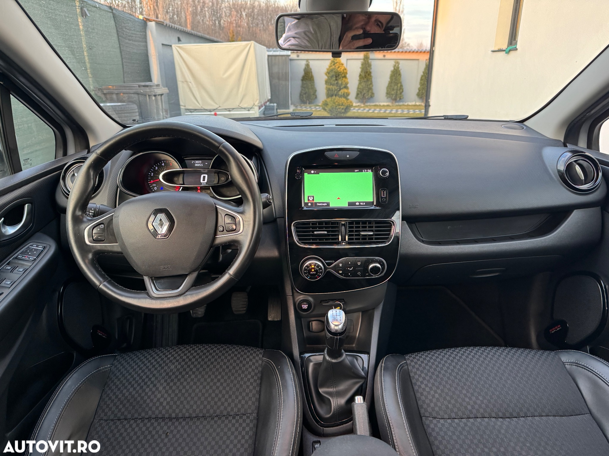 Renault Clio (Energy) dCi 90 Bose Edition - 19