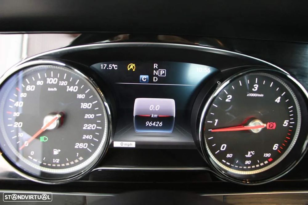 Mercedes-Benz E 220 d Coupe 9G-TRONIC AMG Line - 26