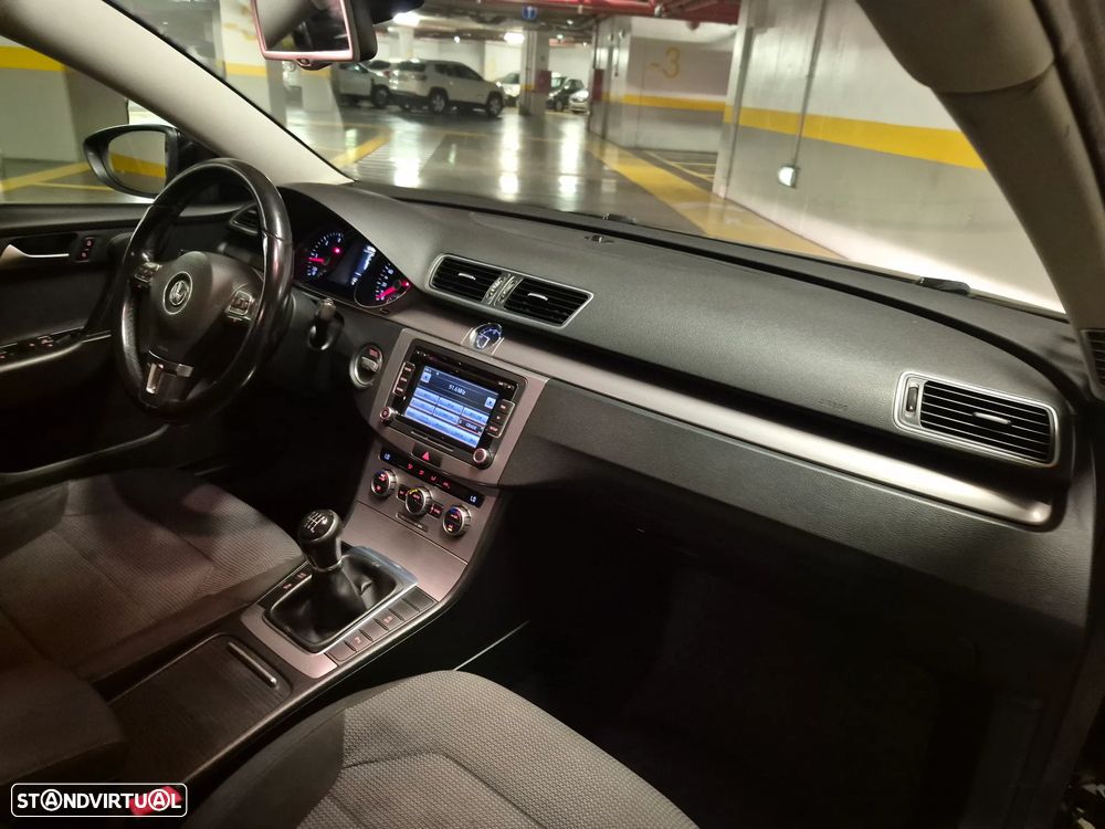 VW Passat Variant 1.6 TDI Confortline - 36