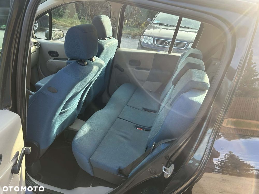 Renault Modus 1.6 16V Soleil - 29