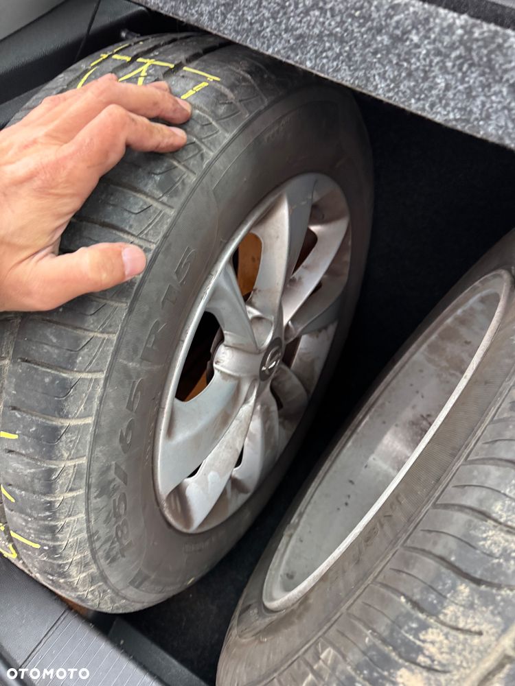 Opel Corsa 1.2 16V Cosmo - 12