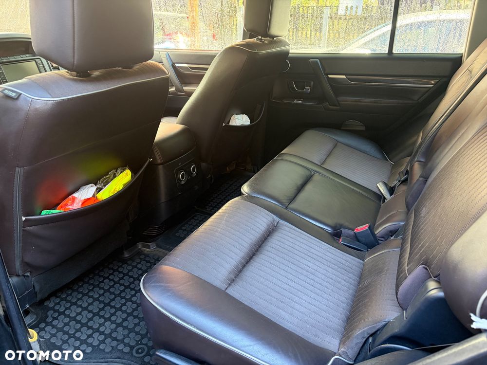 Mitsubishi Pajero 3.2 DID Instyle - 15