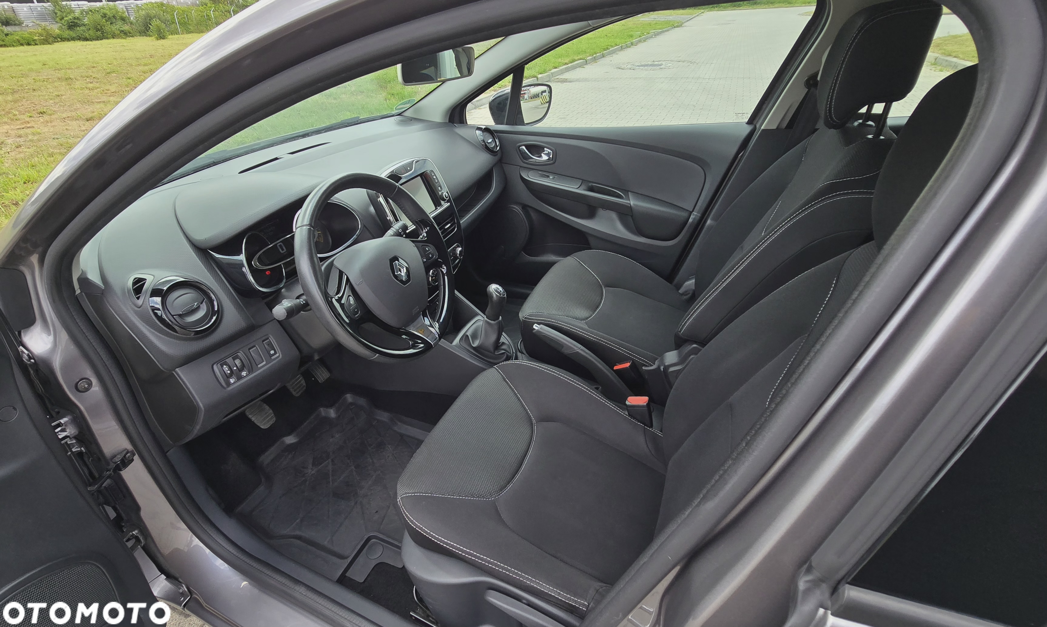 Renault Clio 1.5 dCi Limited - 10