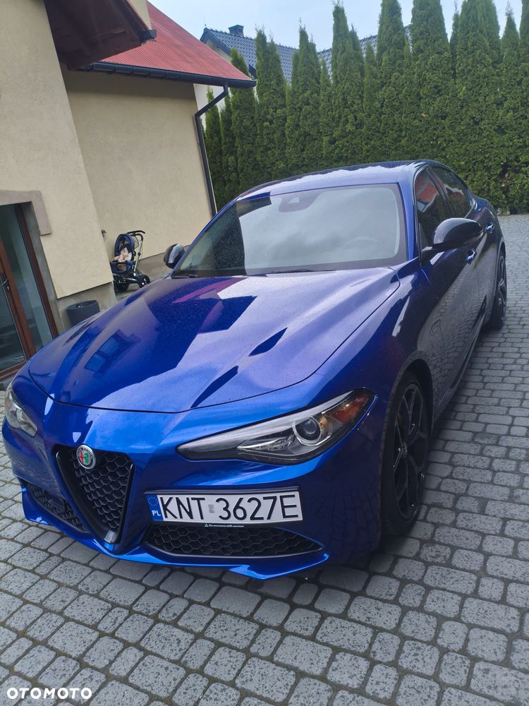 Alfa Romeo Giulia 2.0 Turbo Veloce - 1