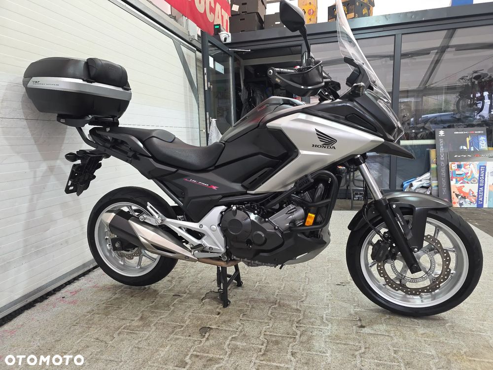 Honda NC - 15