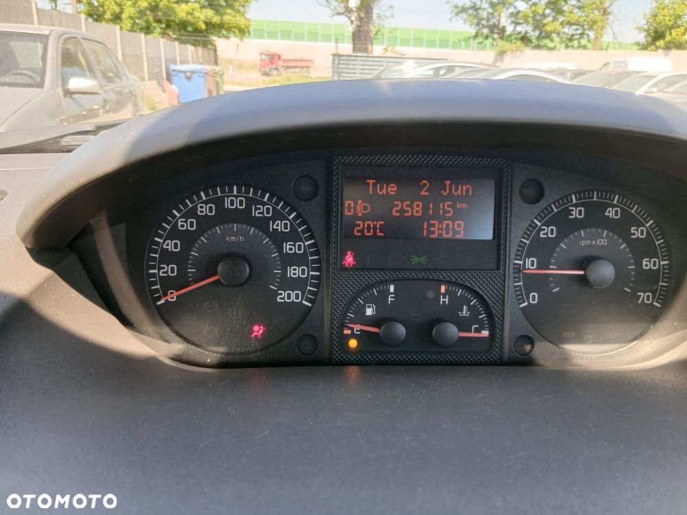 Fiat Idea 1.3 Multijet Active - 12