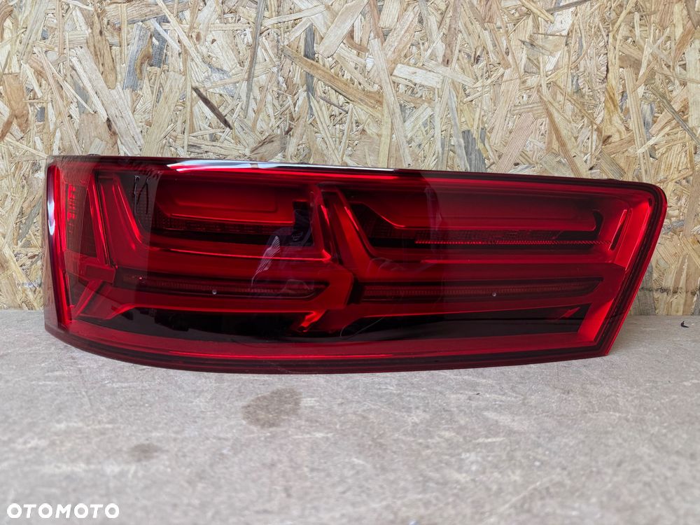 AUDI Q7 4M LAMPA LEWA TYLNA 4M0945093E MATRIX - 1