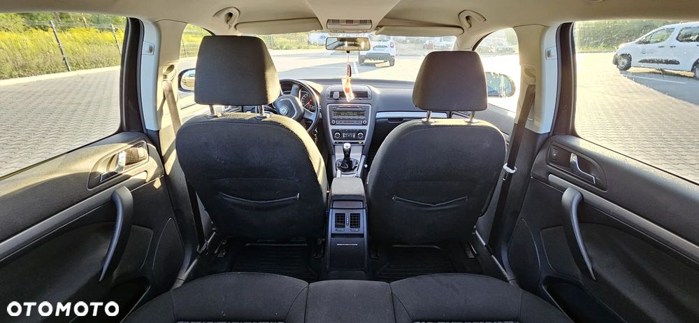 Skoda Octavia 1.8 T FSI Elegance - 6