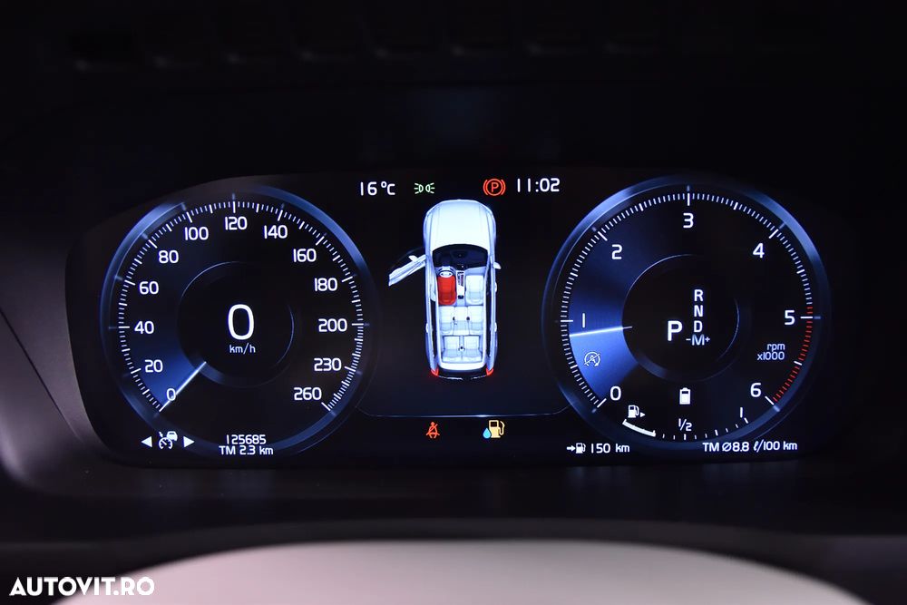 Volvo XC 90 B5 D AWD Geartronic Inscription - 10