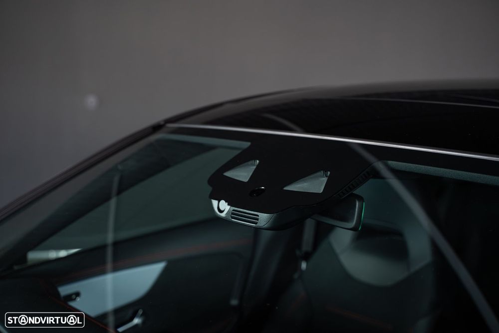 Mercedes-Benz CLA 250 e Shooting Brake AMG Line - 12