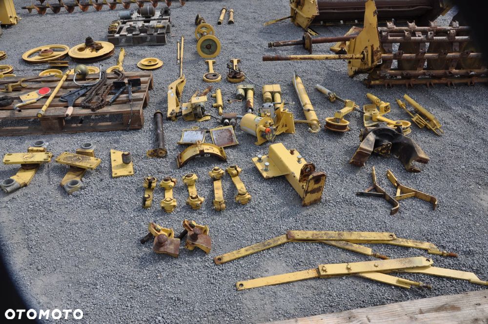 WAŁ PÓŁOŚ KOŁO PASOWE NEW HOLLAND TF 78 TX66 - 10